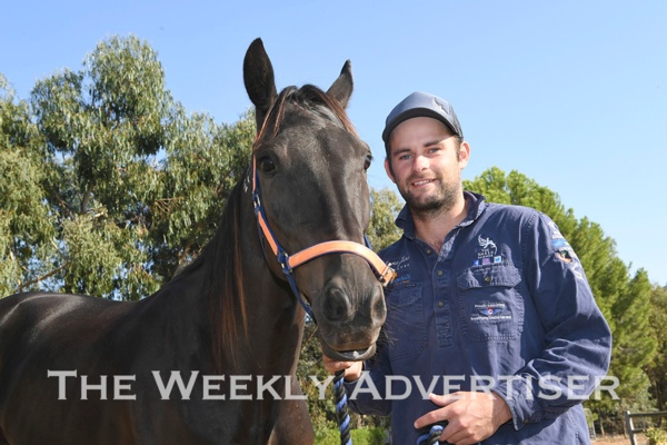 horsham-cup-buff-ben-special-guest