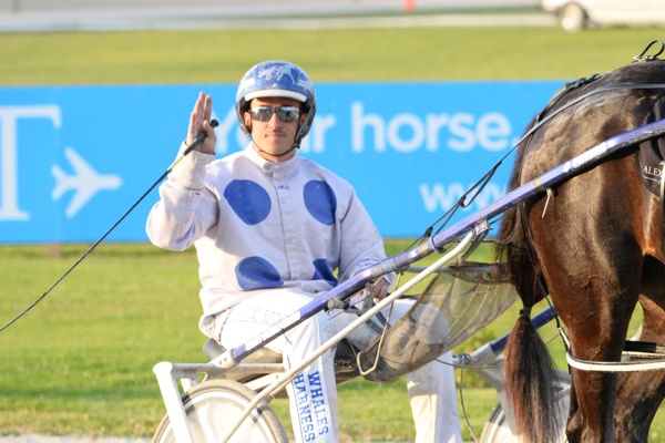 hunter-cup-bound-mach-shard-ready-to-mix-it-with-elite