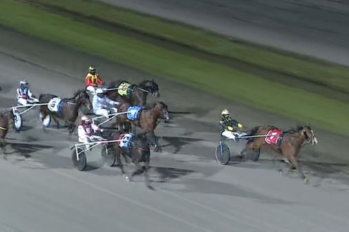4yos-to-the-fore-as-lochinvar-art-imsettogo-dance-in-the-rain