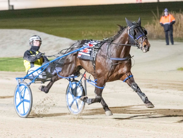 trots-review-firsts-bring-firsts-as-kyal-has-golden-night