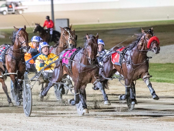 state-of-play-every-minute-counts-to-vic-cup-dreams