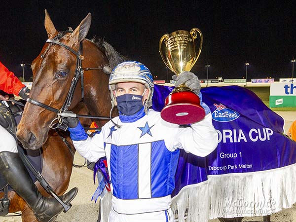 arty-gets-a-miracle-mile-lifeline