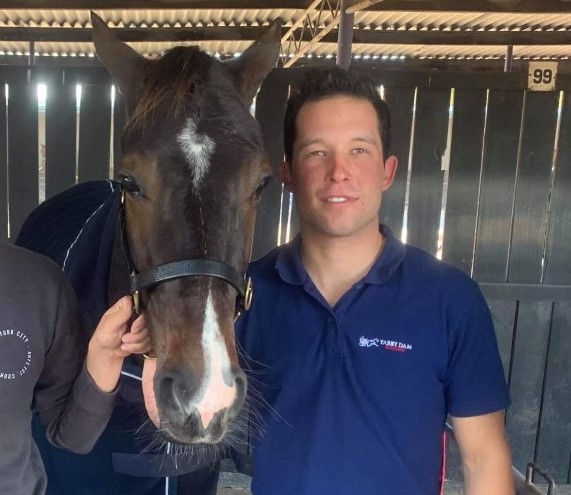 frenchman-finds-connection-with-chris-lang