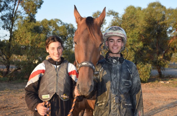 trots-centre-abby-out-for-revenge-in-friendly-sibling-rivalry
