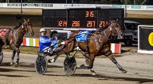 nz-racing-a-gs-white-socks-out-to-atone-for-first-up-failure
