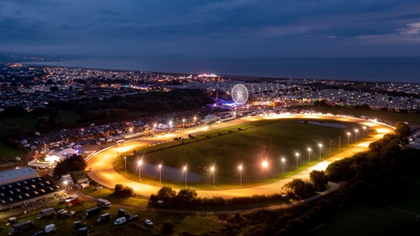 international-flavour-at-festival-of-harness-racing-in-wales