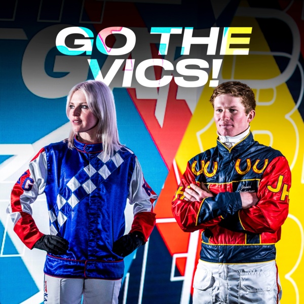 herb-and-kate-ready-to-fly-the-vic-flag-at-drivers-champs