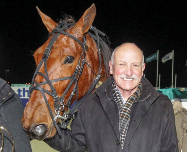 bruce-edward-eyes-more-vicbred-super-series-booty