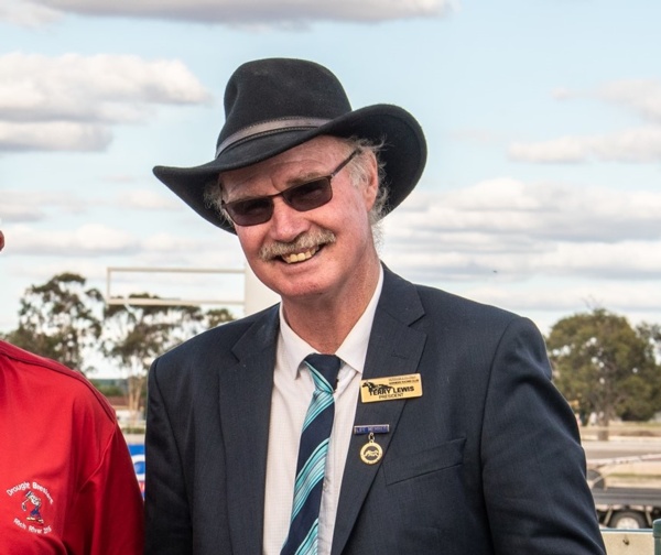 terry-hoping-kowalski-can-deliver-an-elusive-horsham-success