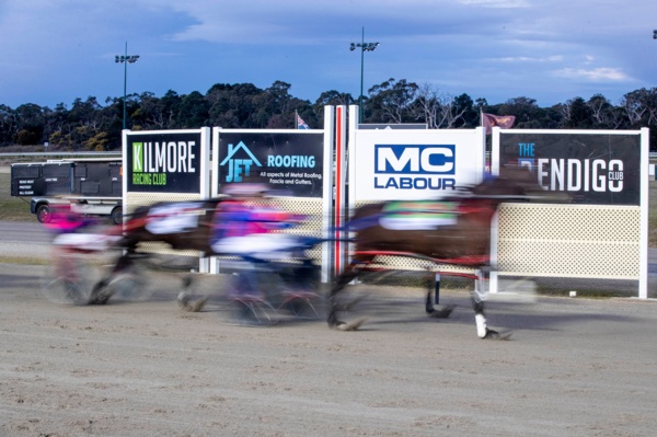 tab-punter-produces-a-work-of-art-at-kilmore-trots
