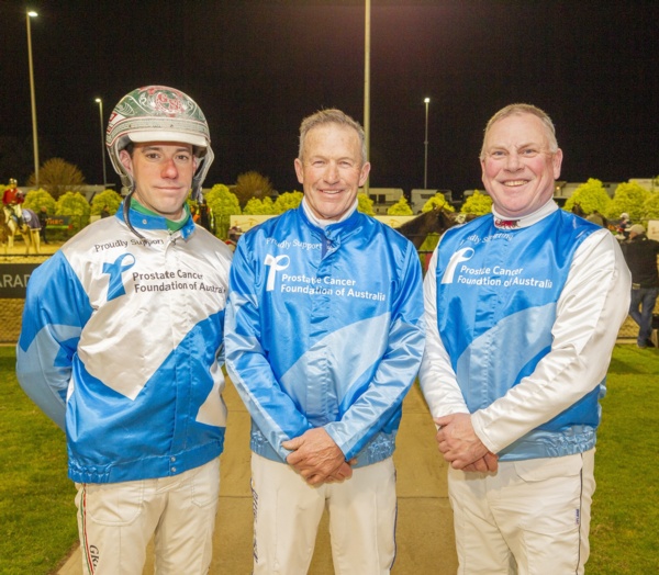 trots-participants-and-presenters-stepping-out-for-the-long-trot