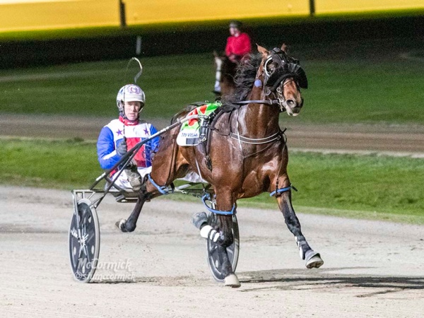 nathan-in-boss-mode-as-top-colt-turns-around-heat-defeat