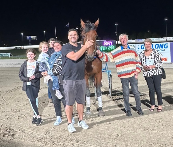 quinella-caps-a-special-night-for-tyrone-and-the-abelas