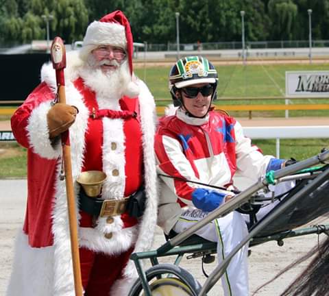mobile-starter-and-christmas-cheer-at-warragul