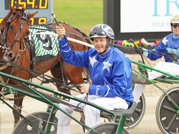 listen-mark-purdon-on-life-jewels-and-breeders-crown