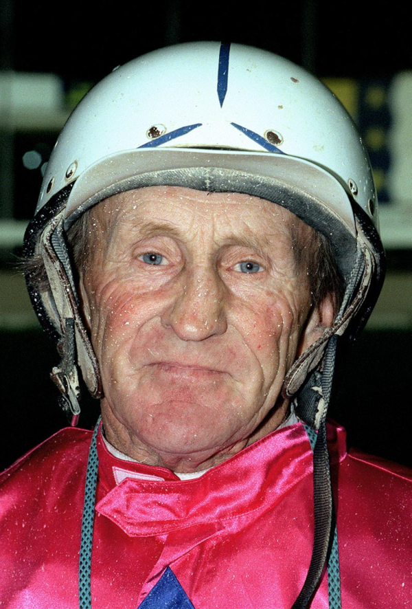 vale-keith-douglas