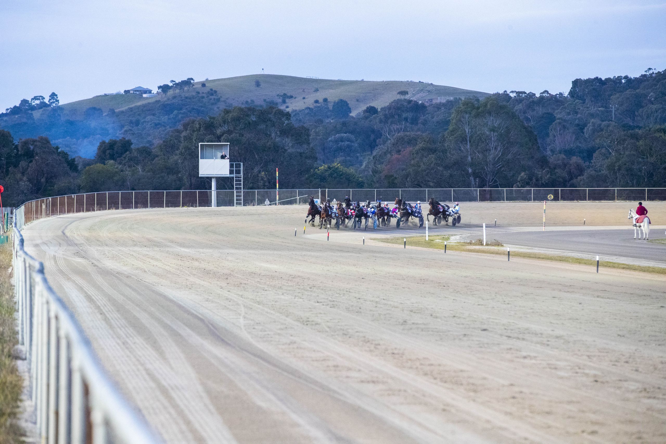 frost-leedham-and-mckenzie-enjoy-a-magic-debut