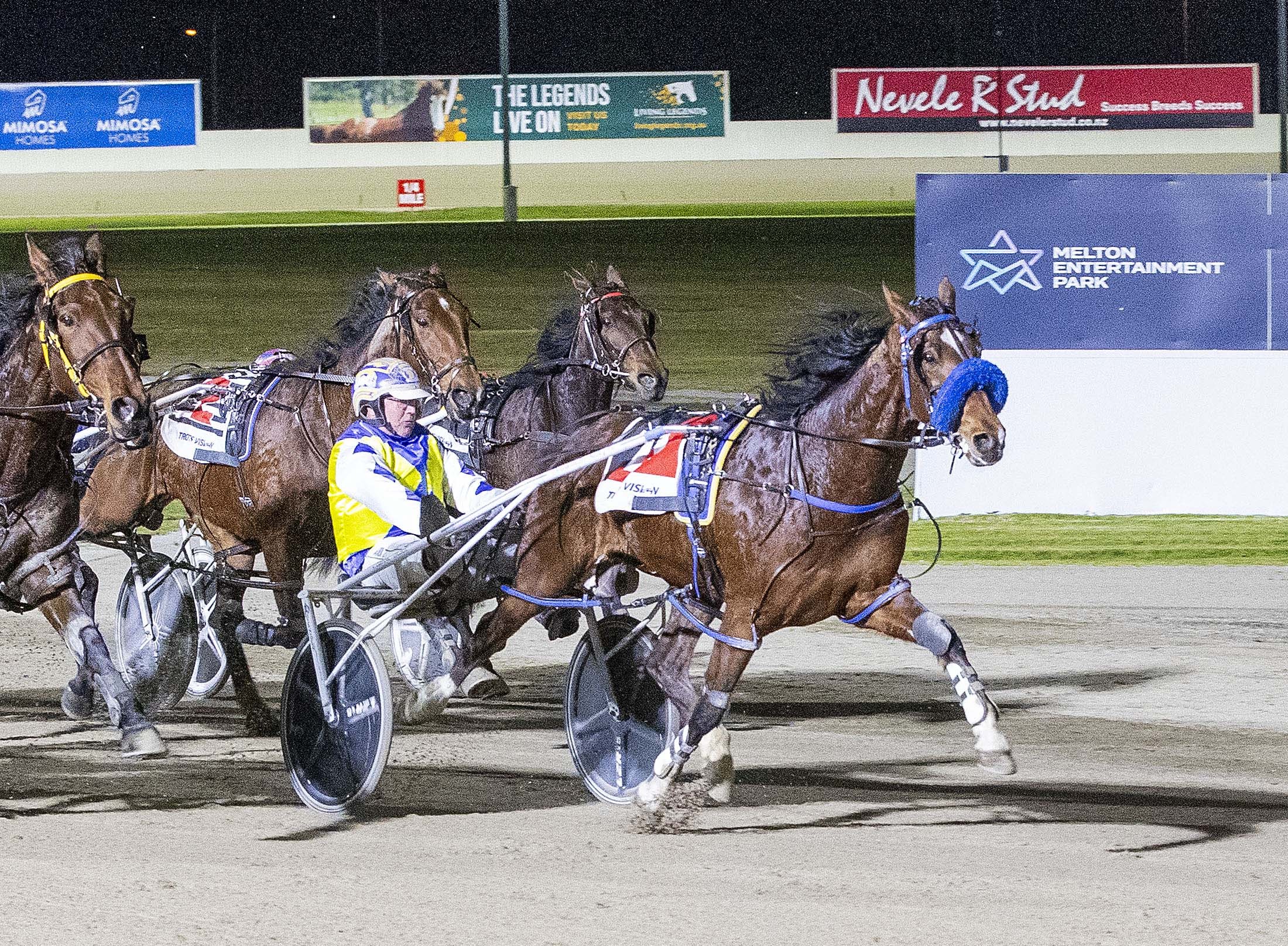 aaron-dunn-celebrates-400th-win-with-ruff-nutt