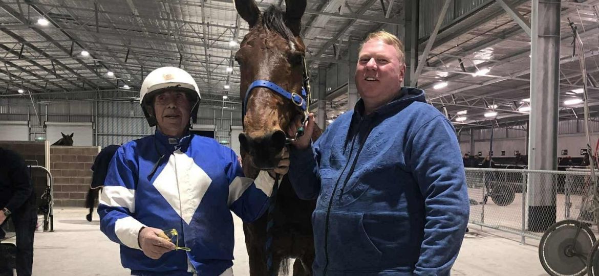 Robert Young with Scar after winning at Kilmore