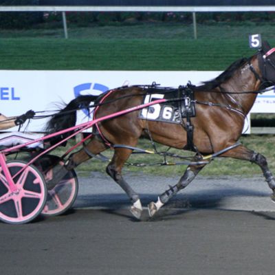 Lauren Tritton winner - Lisa Photo