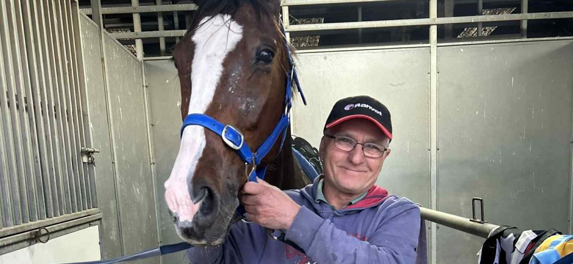 Champagne Charley VSTA