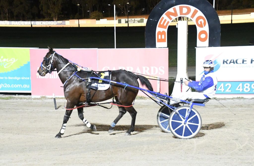 Daryl Douglas Daryl Douglas and Emjay Jazz after their Bendigo win (Claire Weston photograph)