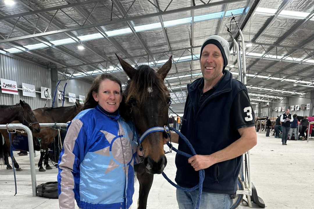 sisterly-rivalry-ignites-as-wight-outduels-manning-at-terang