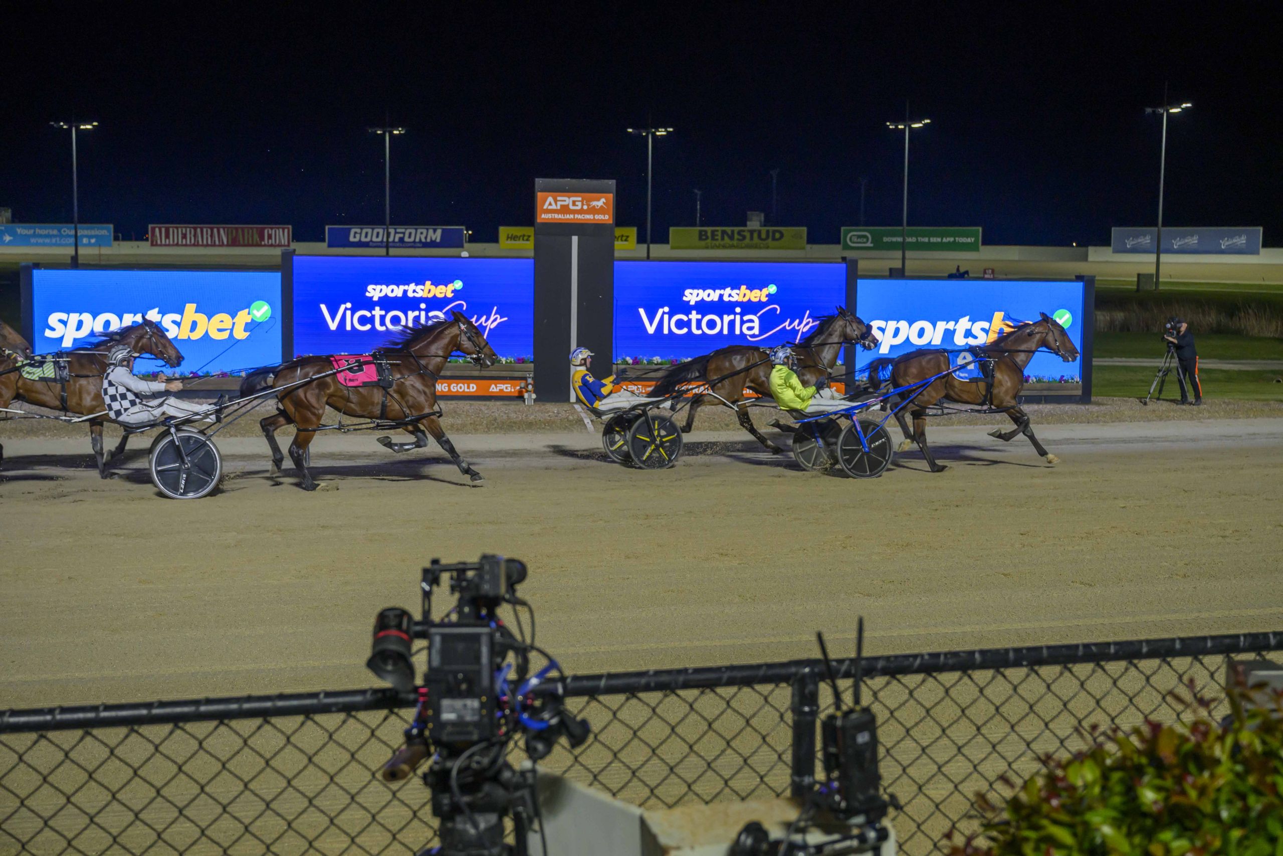 hamilton-so-after-back-to-back-melton-defeats-whats-the-go-with-larry