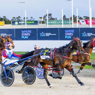 Twisting By_20251108