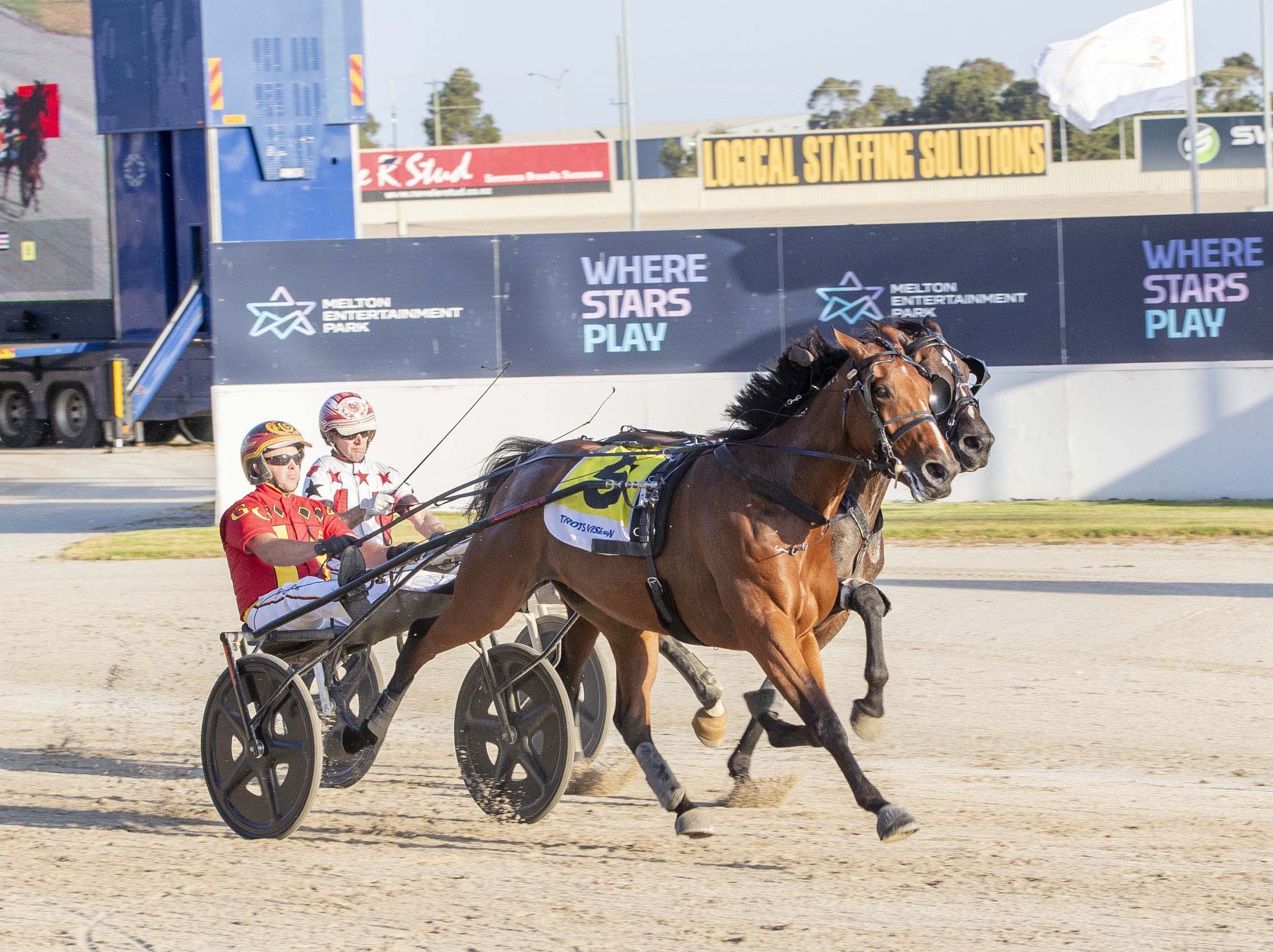big-saturday-night-for-victorias-powerhouse-barn